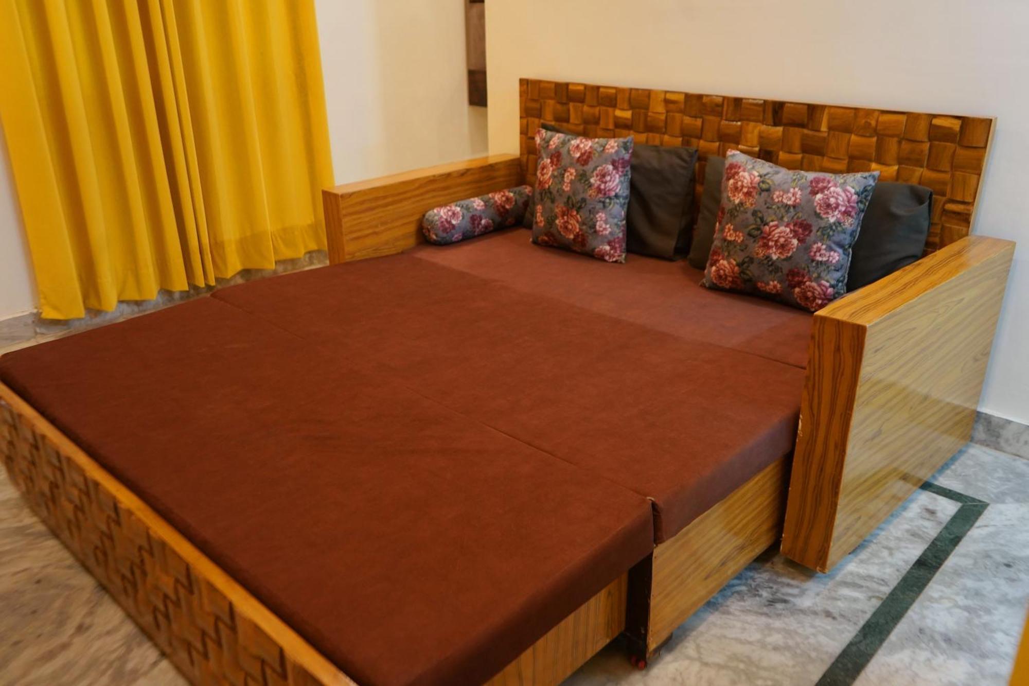 Grand Pere Homestay 데라둔 외부 사진