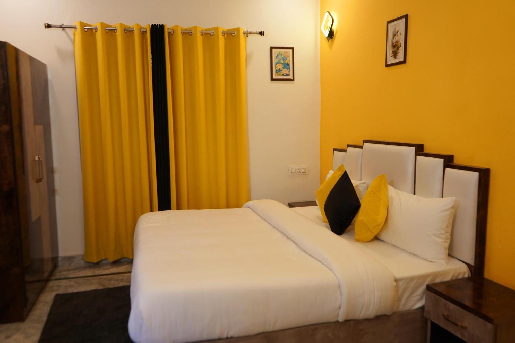 Grand Pere Homestay 데라둔 외부 사진